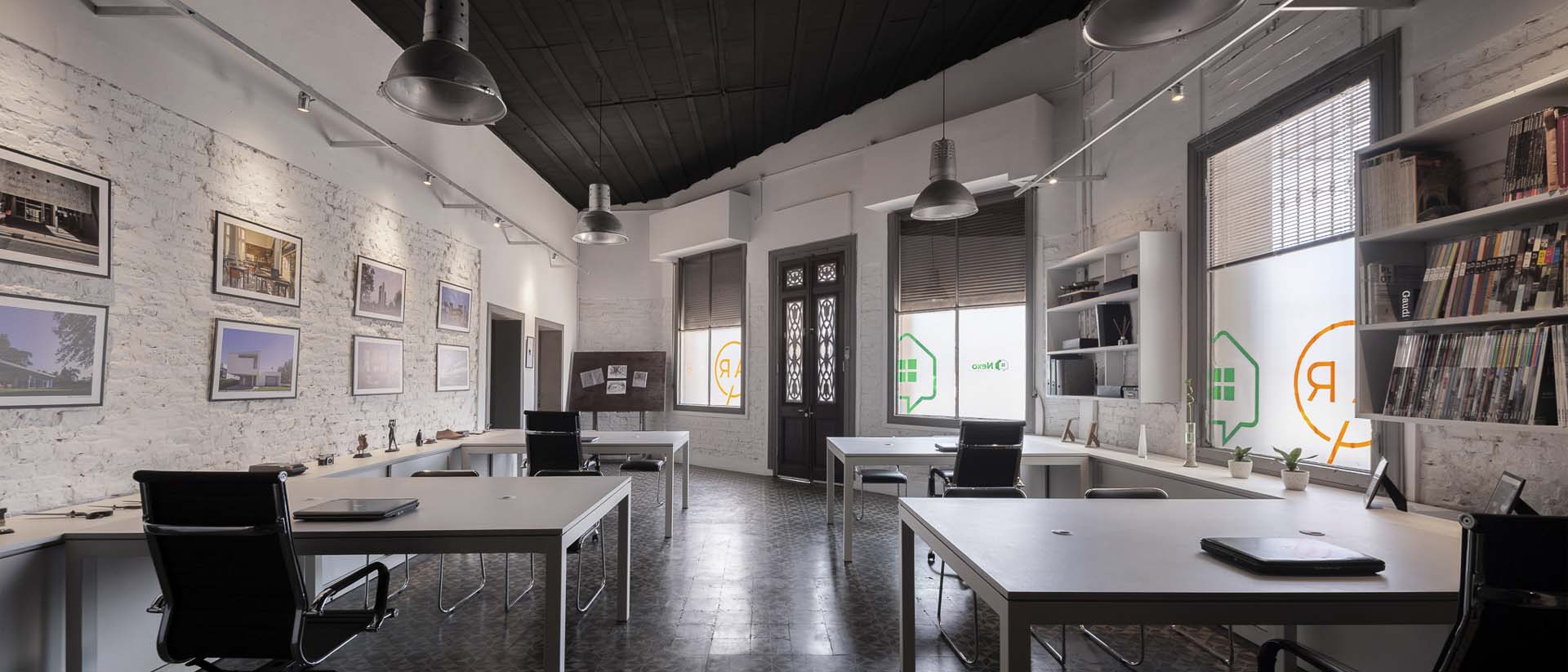 Oficina Nexo Inmobiliaria y Pecorari Arquitectos y Asociados