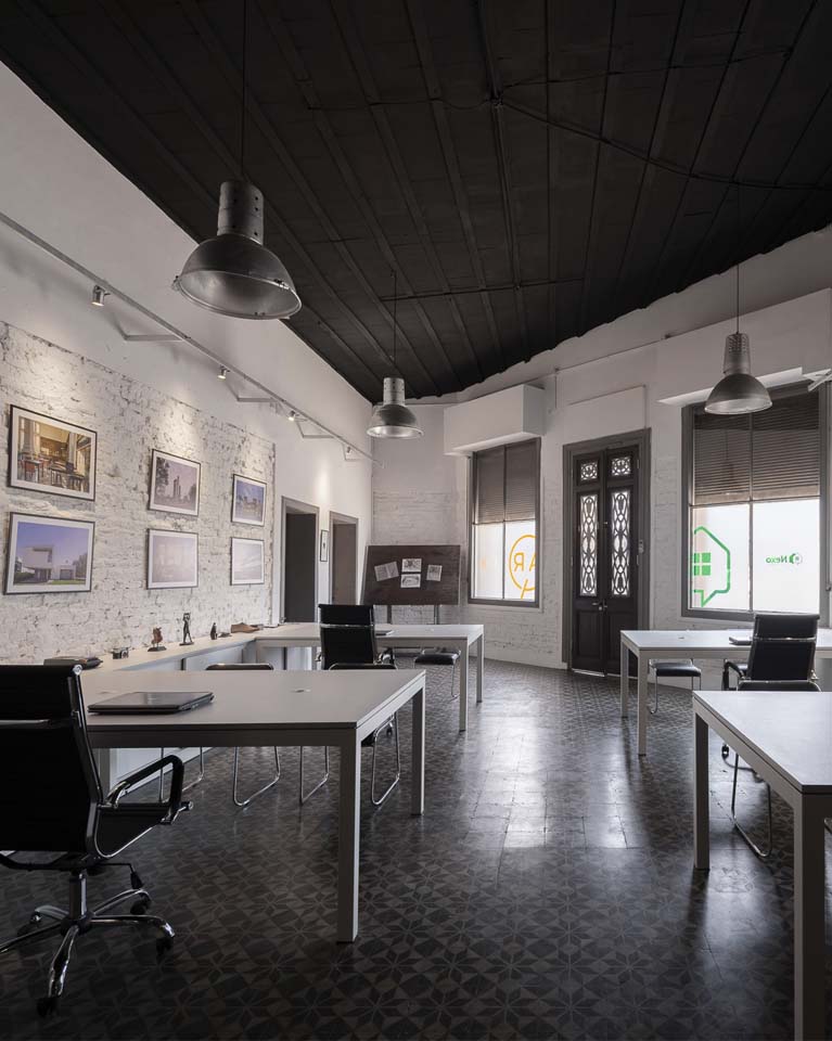 Oficina Nexo Inmobiliaria y Pecorari Arquitectos y Asociados